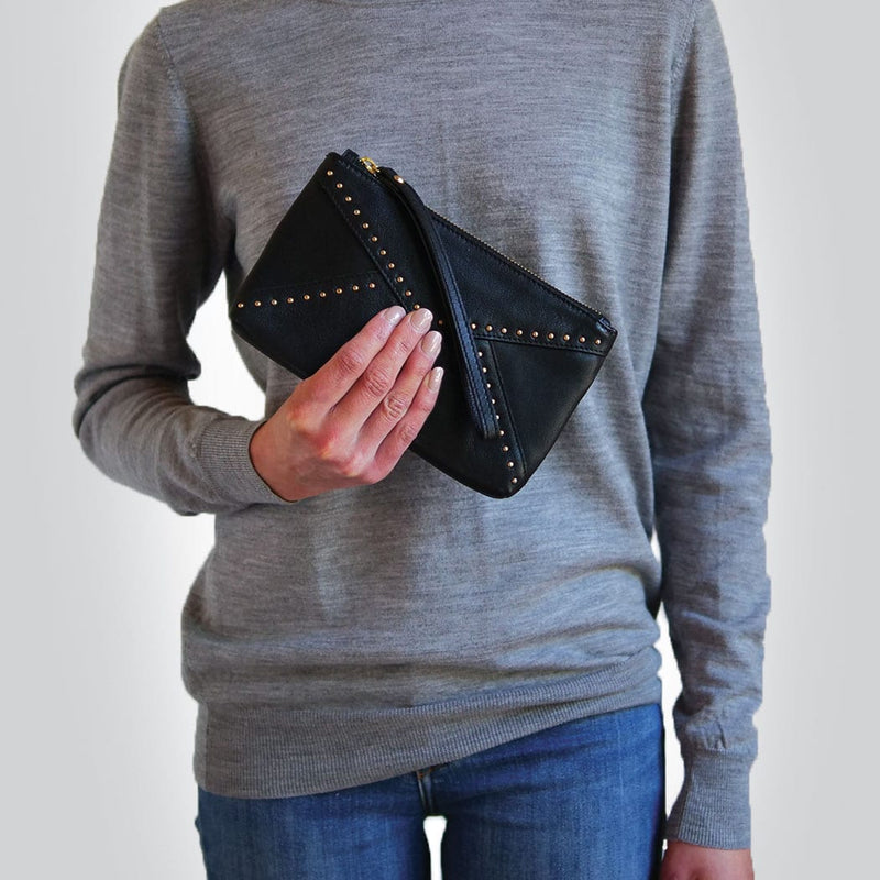Stud Pouch